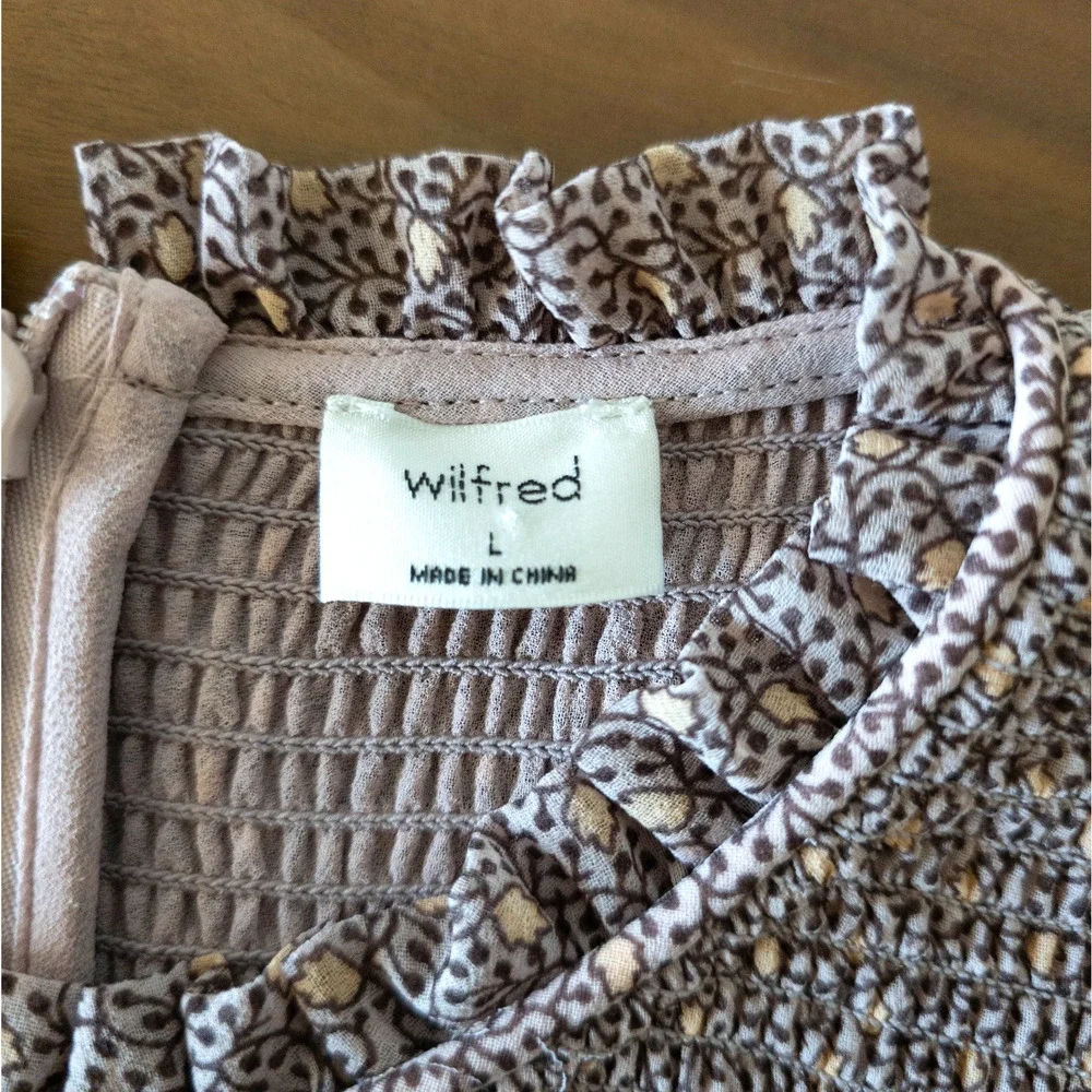 Wilfred Womens SIZE L Aritzia Tempest Long Sleeve Smocked Top